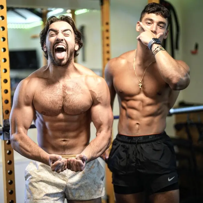 Anthony Piazza ( 2fitbros )