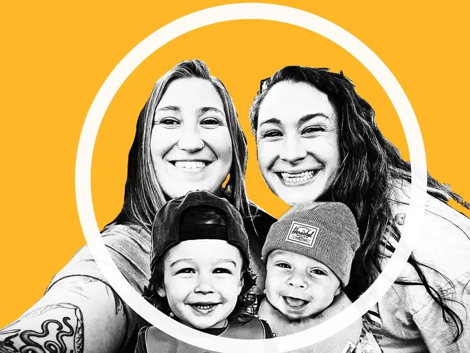 Caitlyn Plaskett ( 2ladiesand2babies )