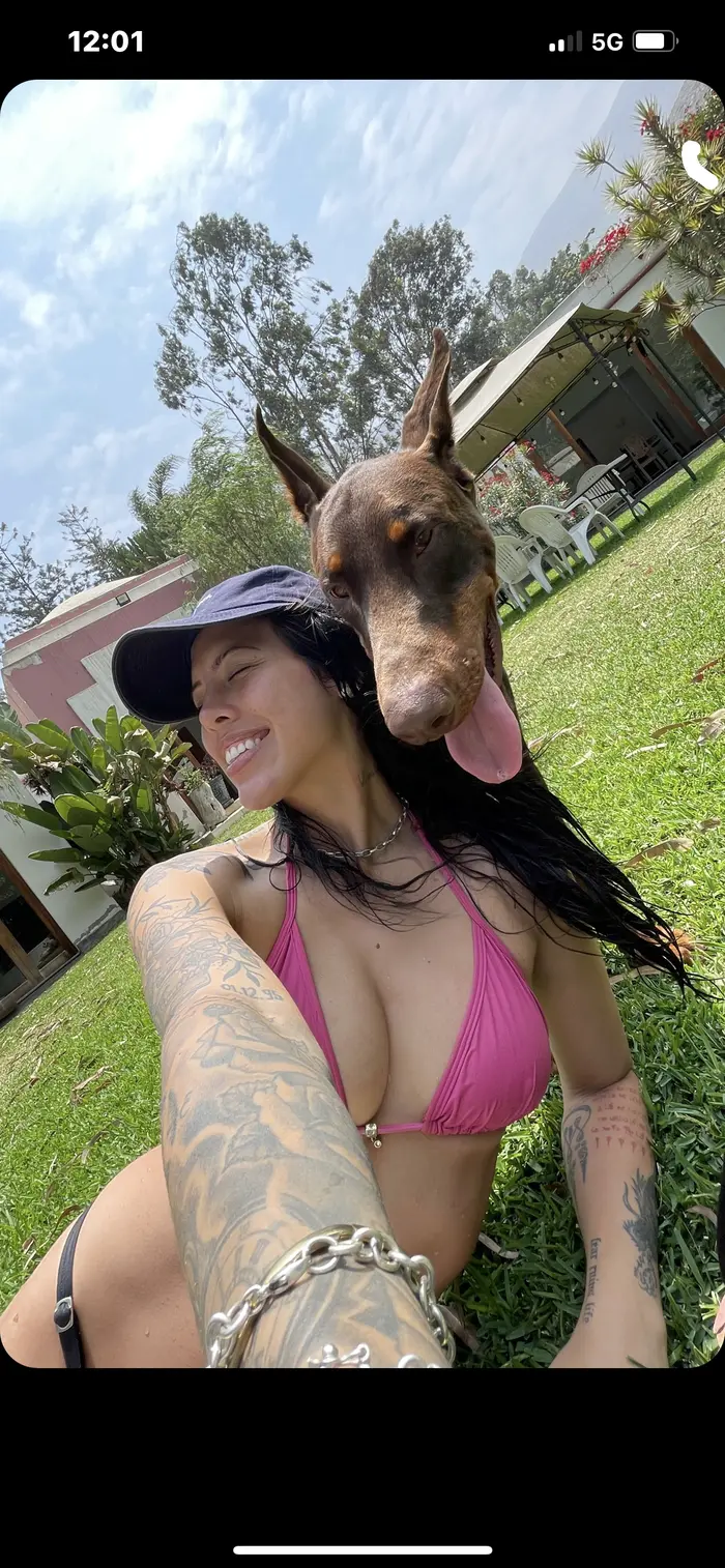 Adriana Kohata ( adrianakohata )