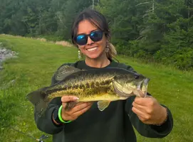 Anna Richey ( adventurewithanna17 )