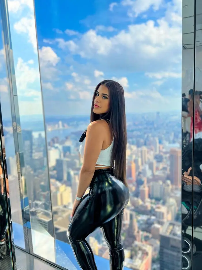 Aliez Rivera ( aliez )