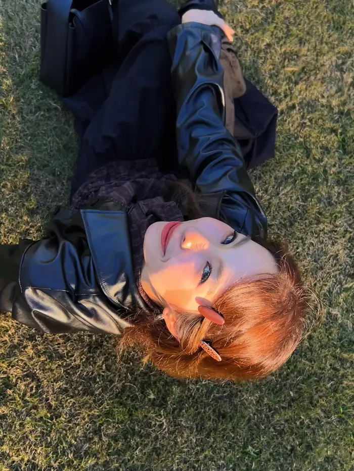 Allyce Low ( allyceugc )