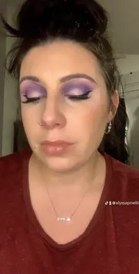 Alyssa Pinelli ( alyssapinelli )