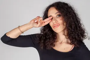 Amelie ( amelievibez )