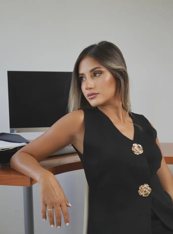 Anixua Perera Davila ( anixuapd )