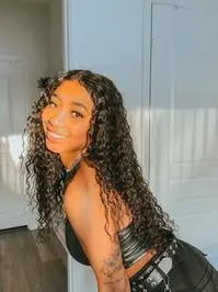 Anjie Best ( anjeez )
