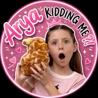 Arya Larson ( aryakiddingme )