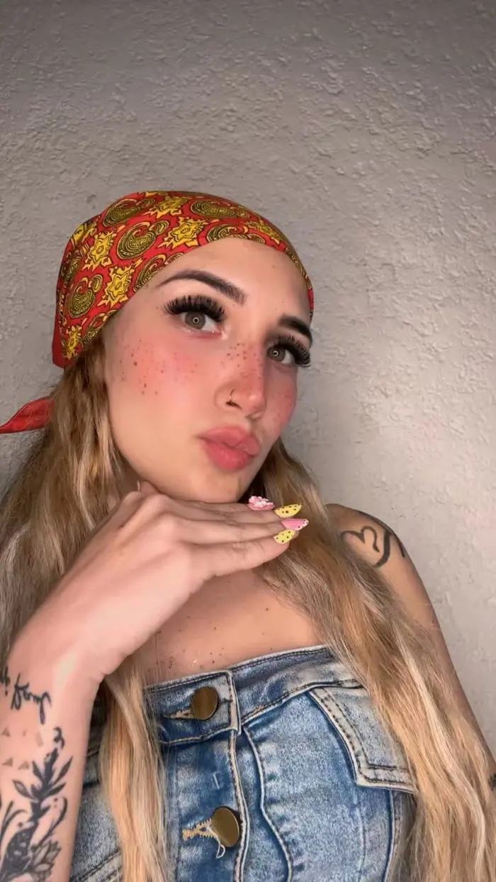 Ashley Ugc ( ashleyugc03 )