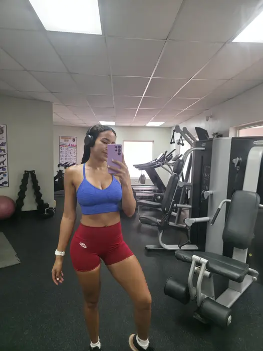Audrey ( audreylifts )