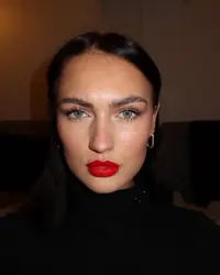 Bianca Eigenfeld ( biancaown )