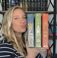 Lauren Bruns ( bookishbruns )