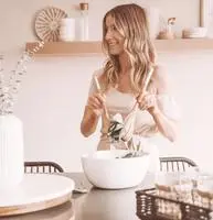 Meghan Gallagher ( bymeghang )