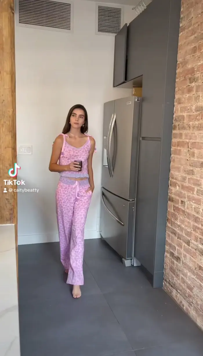 Caitlin Beatty ( caitybeatty )