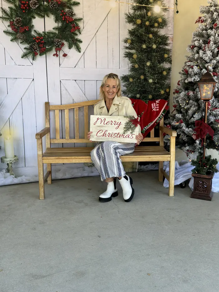 Carol Cook ( caroll )