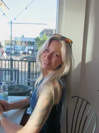 Cassandra Henrichsen ( cassandrarosegold )