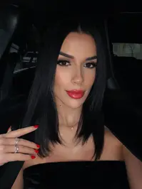 Celina Fernandes ( celinafernandes )