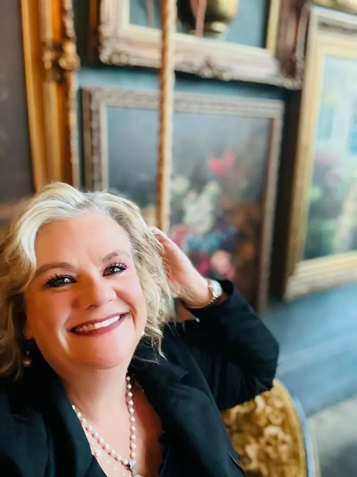 Kim Jensen-Pitts ( chicagogirlsouthernworld )