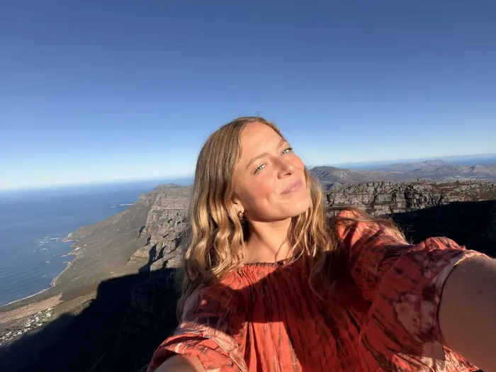 Clare Caywood ( clarearline )