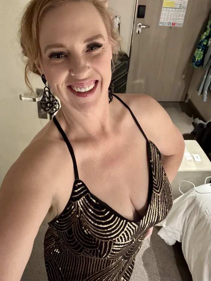 Christina Sims ( createdbychristy )