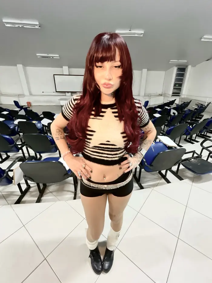 Tam Kawakami Silva ( cryst4lle )