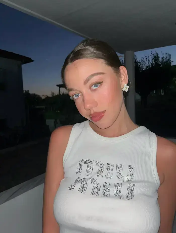 Danaya Stoyanova ( danayast )