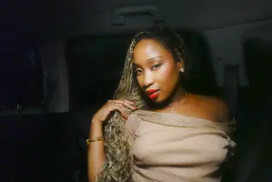 Danie Etienne ( danielindsey )