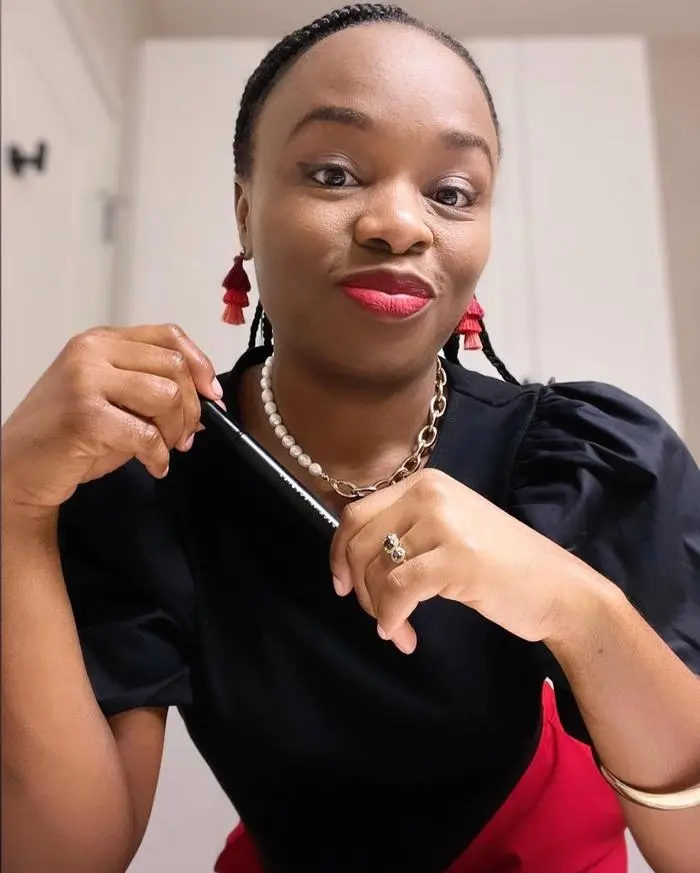 Diane Pokam ( dianepokam )