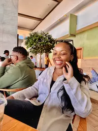 Dineo Ramaremela ( dineobee )