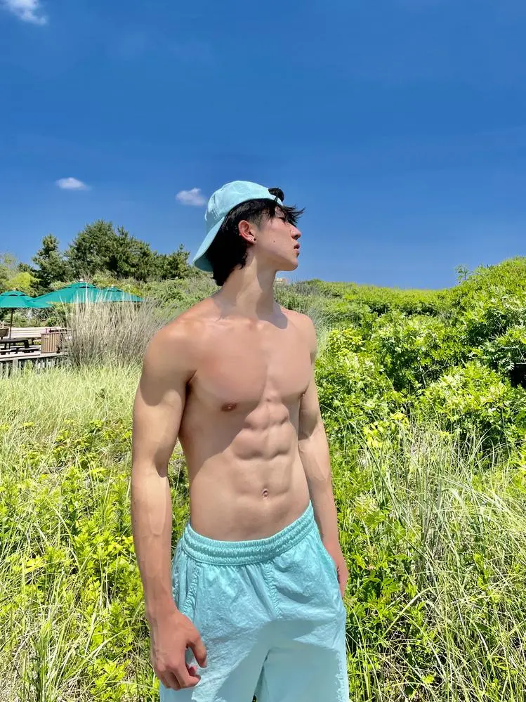Daniel Kwon ( dxkwon )