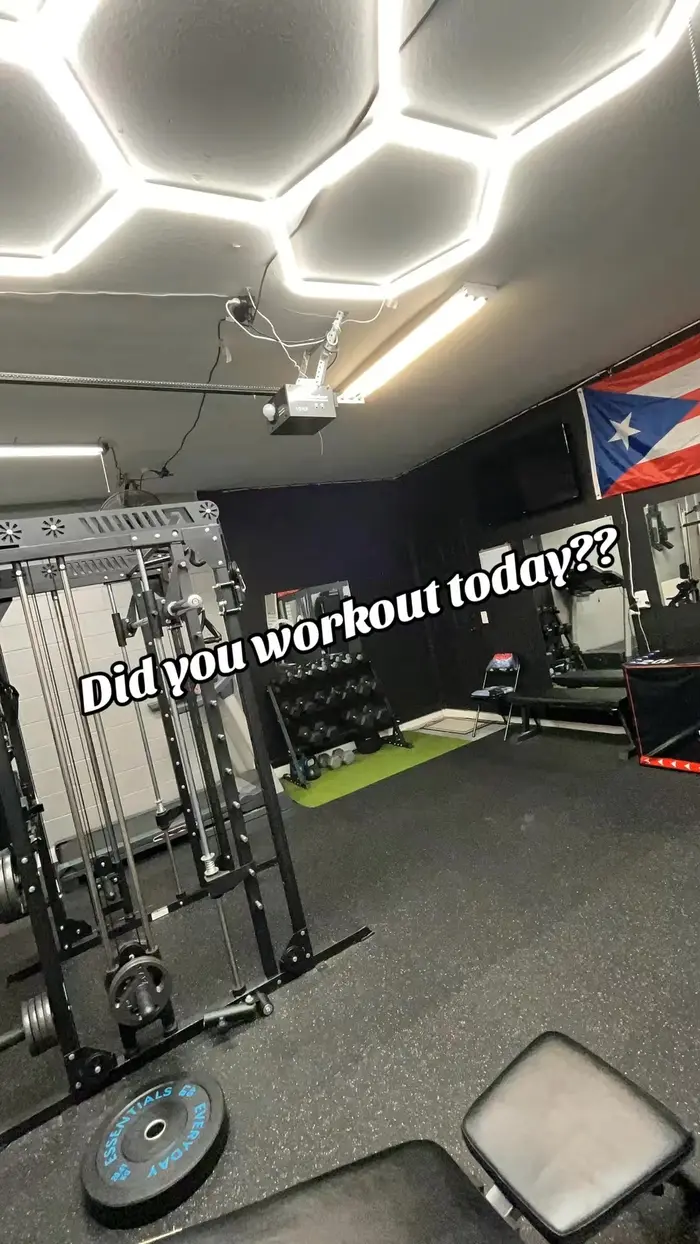 Eric Melendez ( egmfitness )