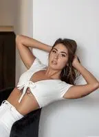 Elena Kremlidou ( elenamariposa )