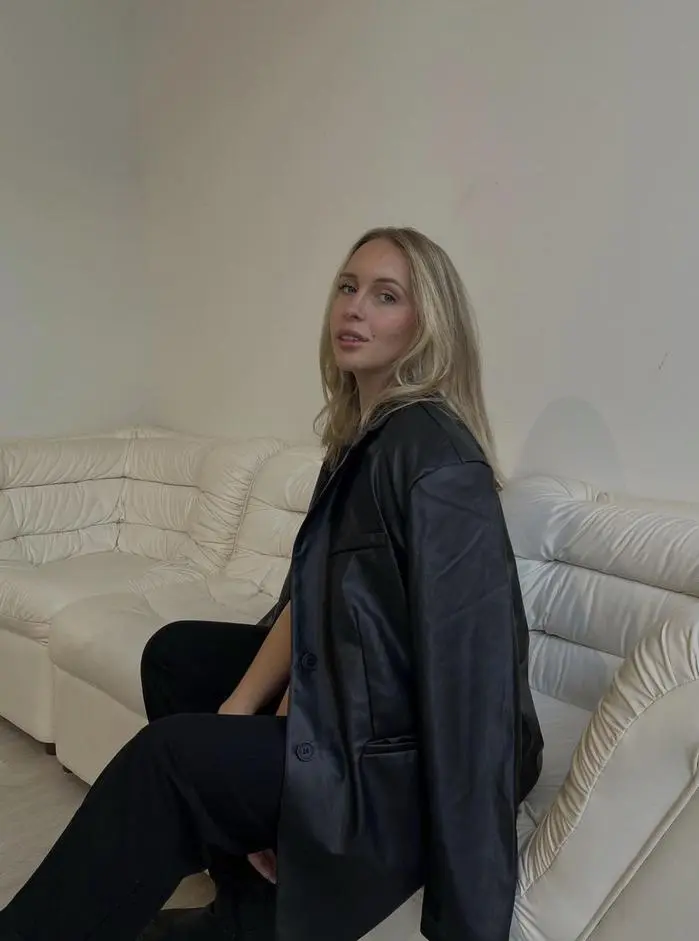 Elizabeth Samson-Petel ( elizabethpetel )