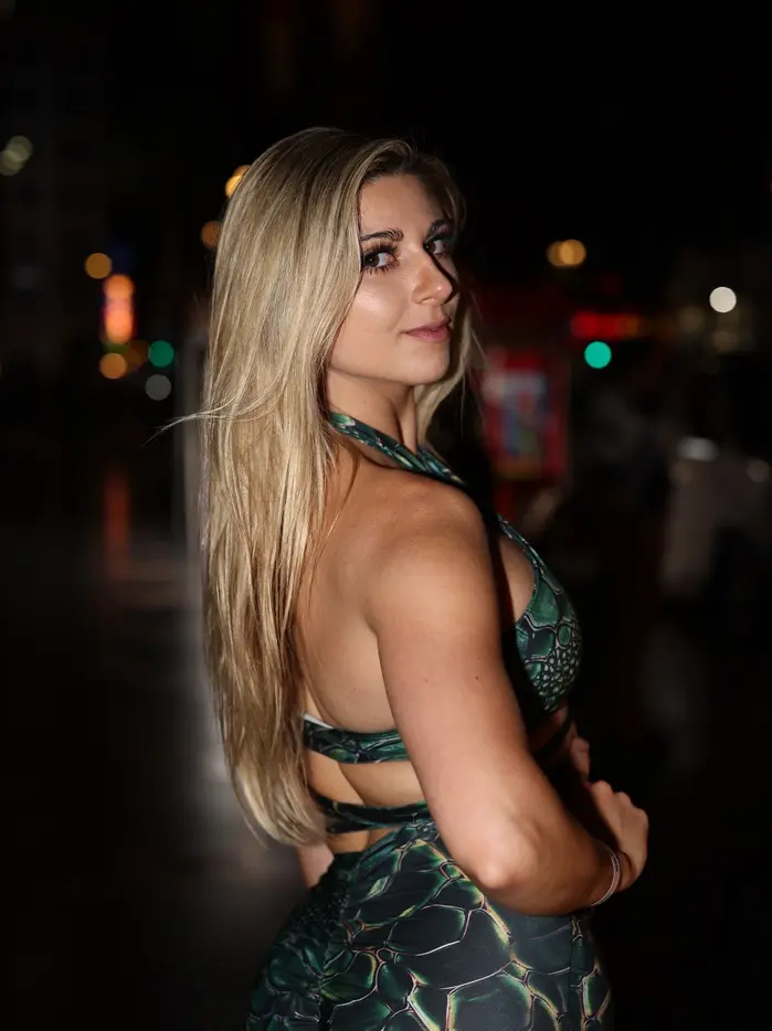 Ellie Marie ( elliemariefit )