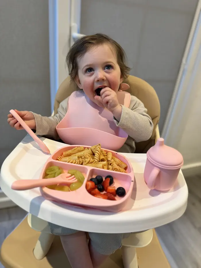 Esther ( estherbabymodel )