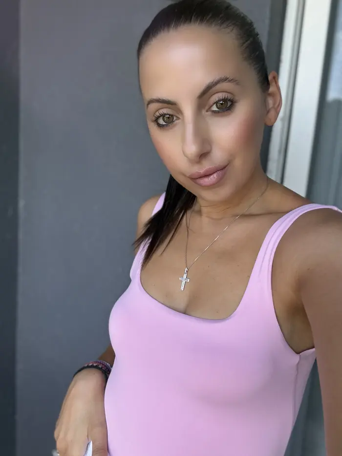 Evelyn Rados ( evelyn-65838 )