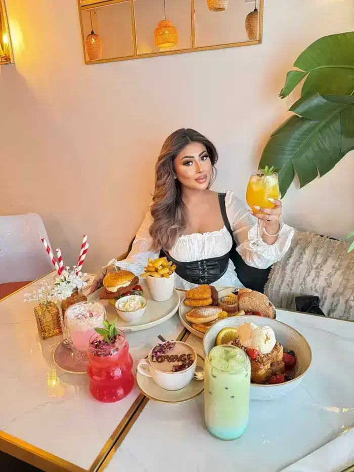 Farzana Neha ( farzananeha )
