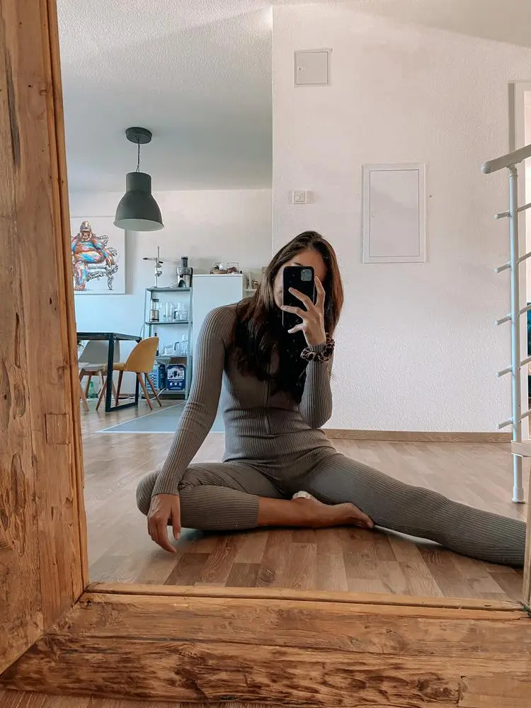 Francesca Loi ( franecscaelle )