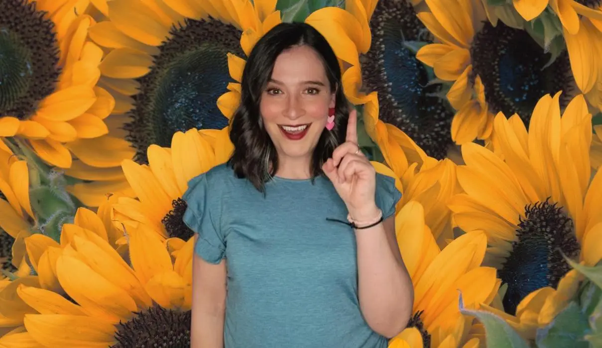 Ana María Almendro Oliva ( frikymama )
