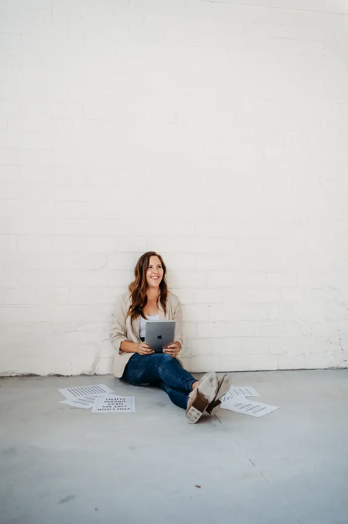 Holly Crocker ( hqcrocker )