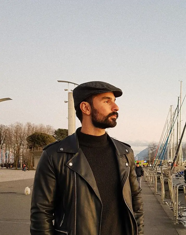 Taylan Ciltenli ( iamtaylanciltenli )