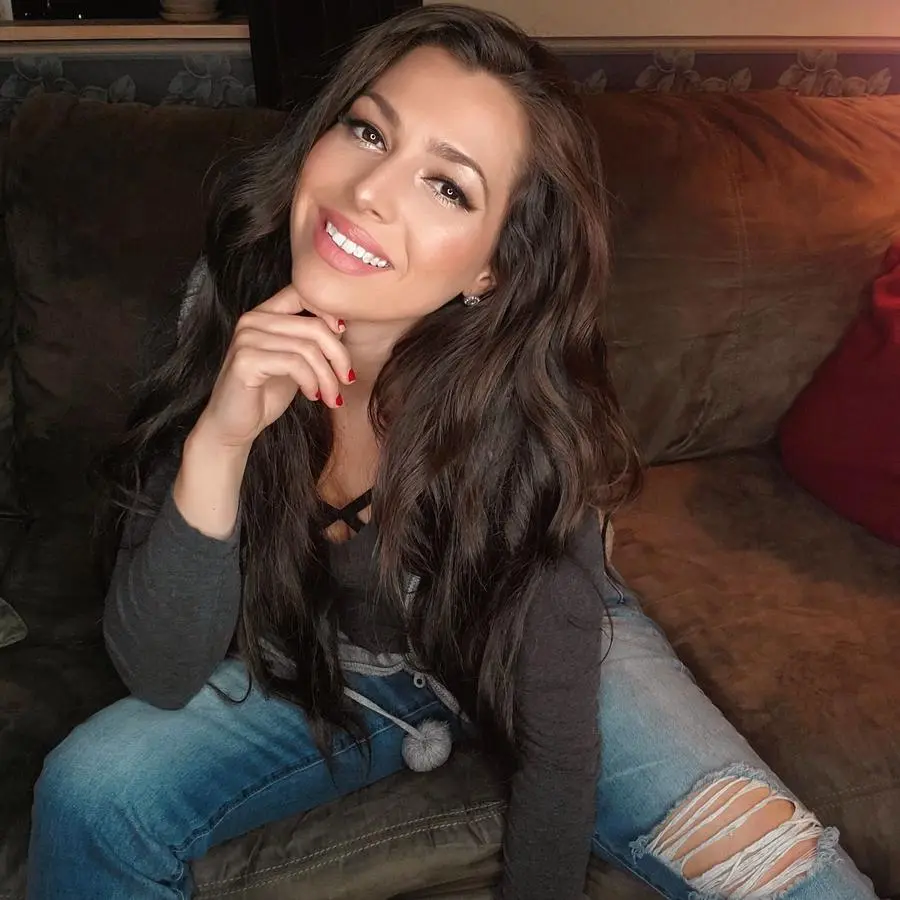 Jessica Lynn ( jessica-lynn )