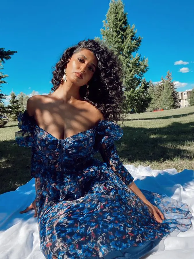 Naazneen Lalji ( justmyglam )