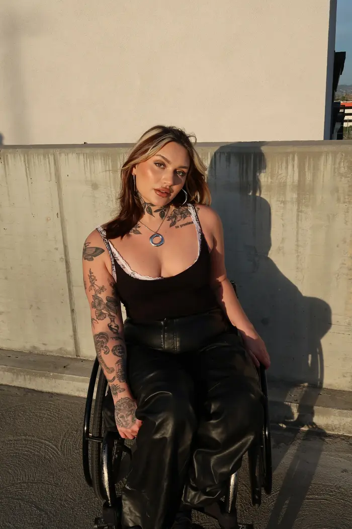 Karlee Rose ( karleerose )