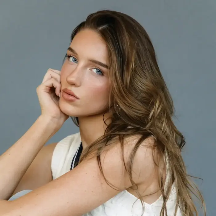 Kelly Gallo ( kellygallo )