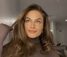 Lauren Cuddy ( laurencuddy )