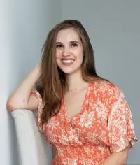 Lauren Gordon ( laurenrayegordon )