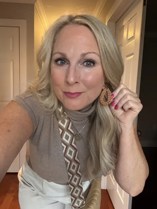 Lynn Pelzer ( lynnpelzer )