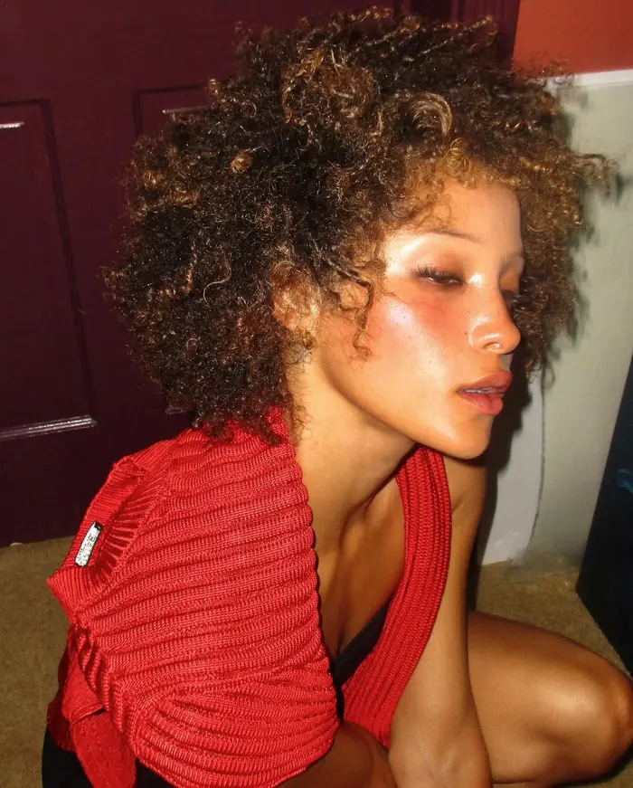 Maci Nicole ( macinicole )