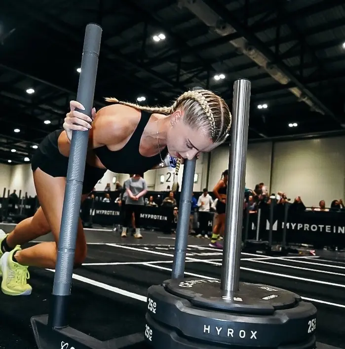 Maddie Sturgess ( maddieruns )