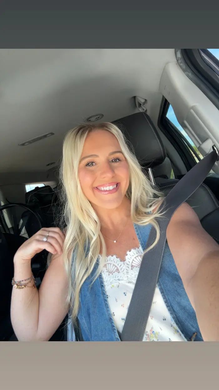 Maddy Moore ( maddymoore )
